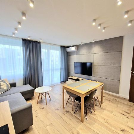 Tesorio Apartment Wroclaw - Ac, Free Parking, Wifi, Self Check-In 24H, Klimatyzacja Вроцлав Экстерьер фото